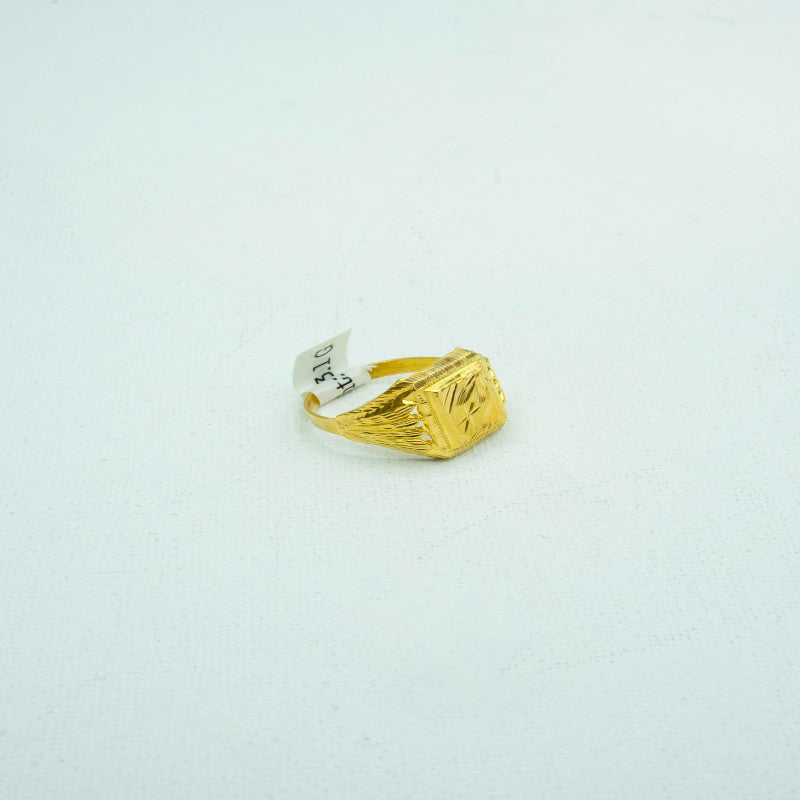 Embossed square signet ring