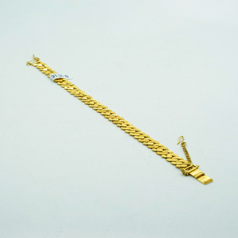 Gold cuban chain-