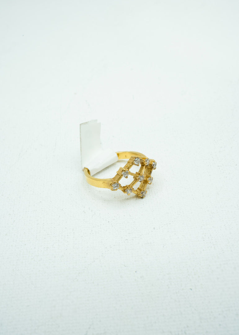 Diamond studs constellation gold ring