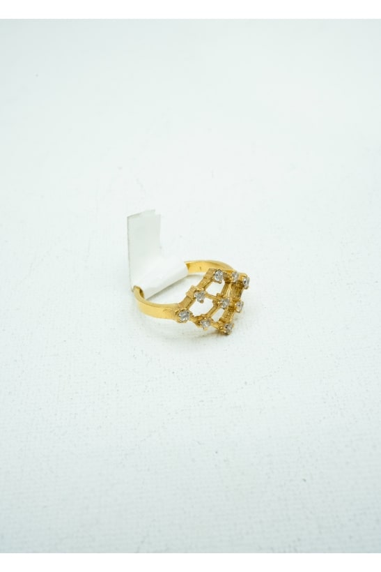 yellow gold diamond studded constellation ring