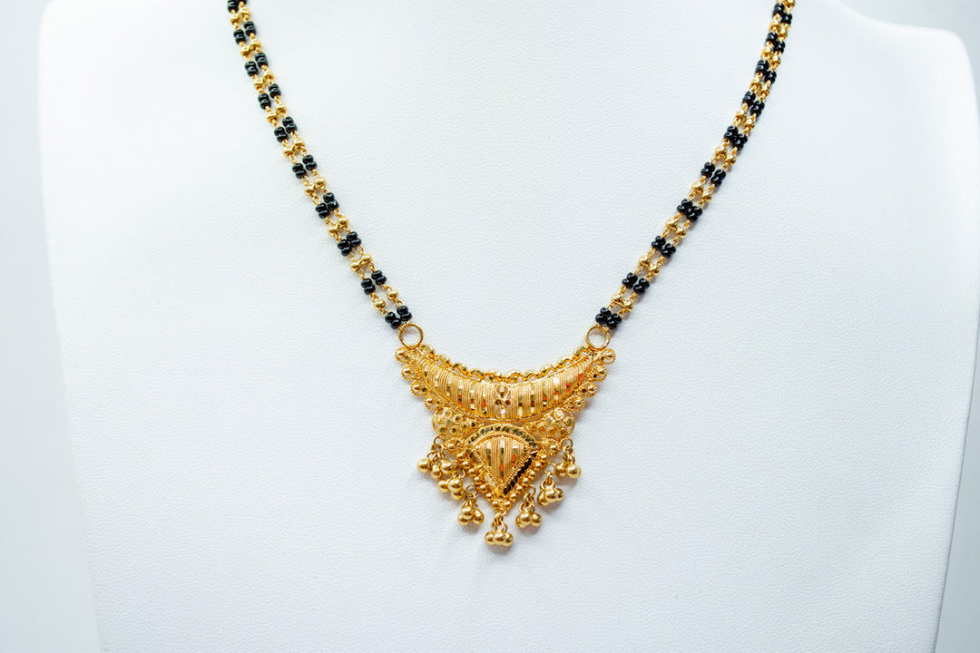 The V Mangalsutra-