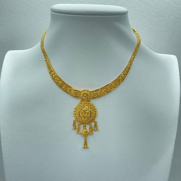 Traditional bridal gold necklace set