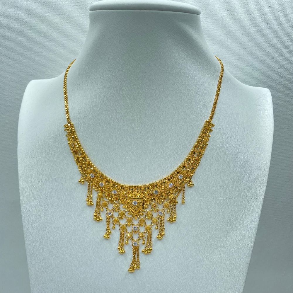 Lattice gold V-shaped gold necklace set