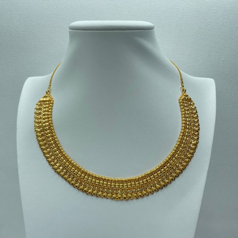 Contemporary Collar Set-