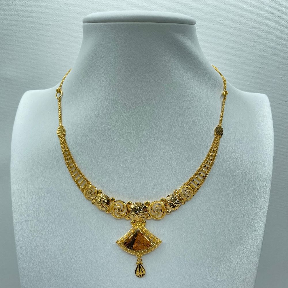 Hollow diamond cut gold necklace set-