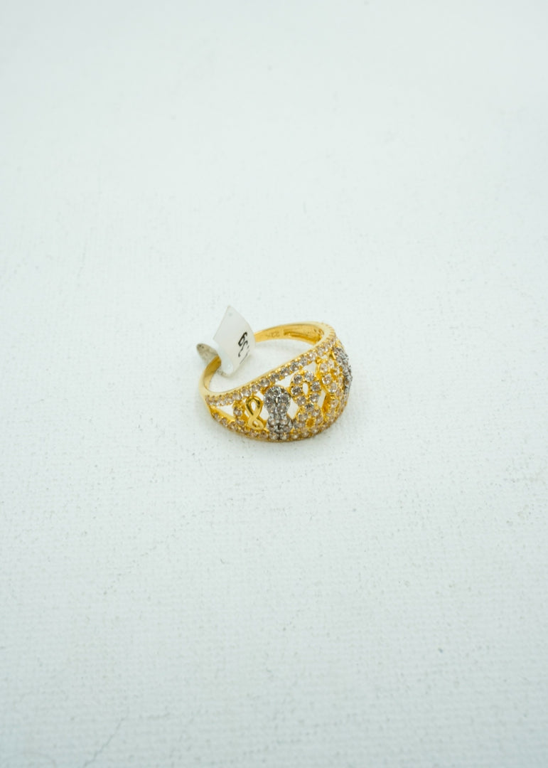 Oval spehered diamond crusted designer gold ring