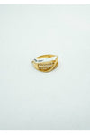 Yellow gold ring with tiny diamond crusts on it