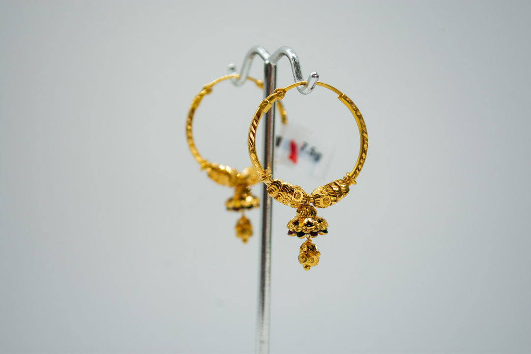 Vintage golden jhumka bali earrings