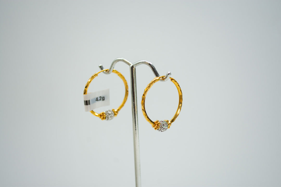 Simple gold bali earrings
