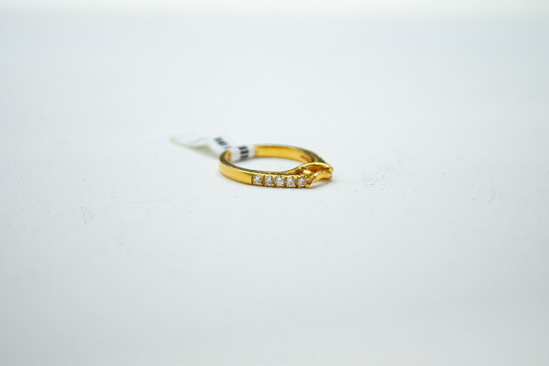 Encrusted gold ring