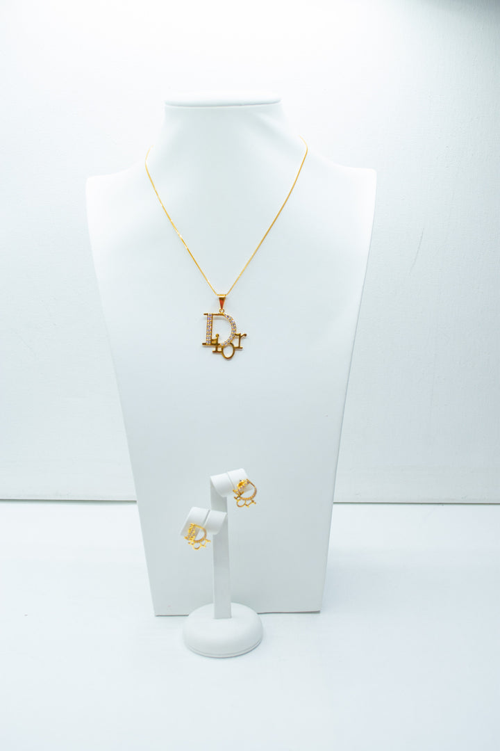 Golden elegant dior necklace set