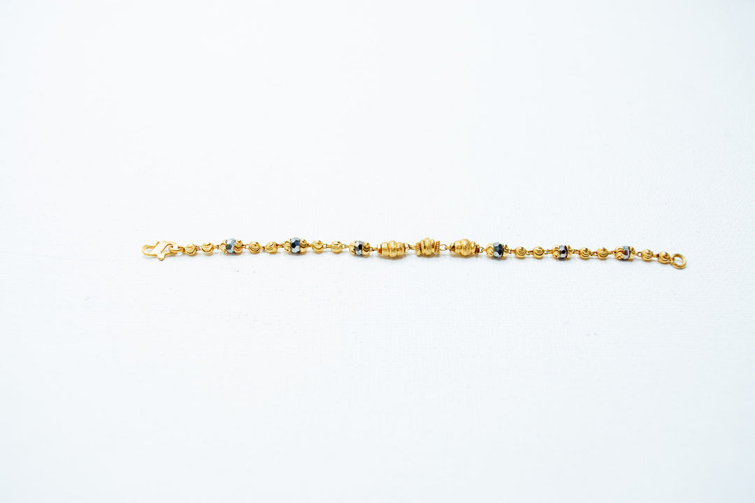 Elegant designer gold bracelet