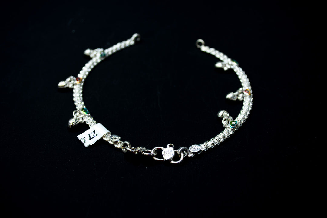 Triangle-cut silver bracelet