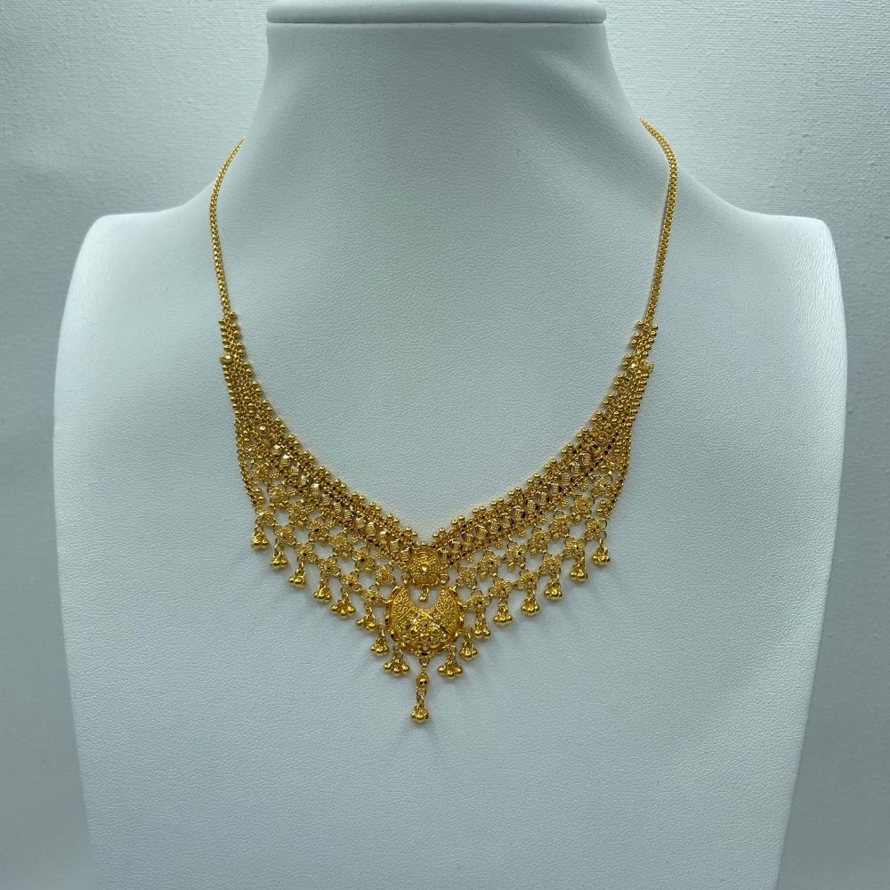 Intricate layered bridal necklace-