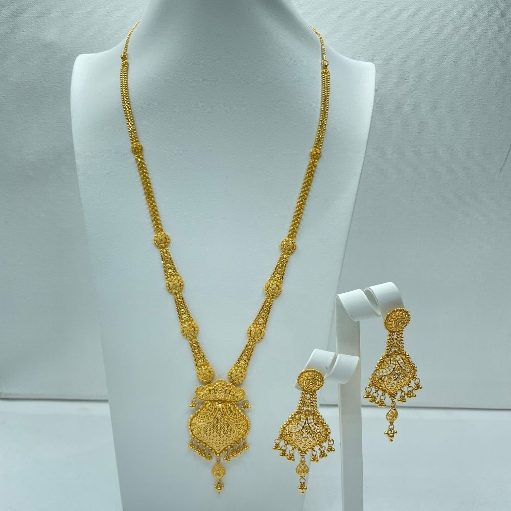 Gold solid traditional Ranihaar long necklace set